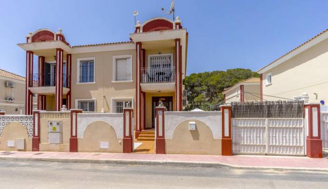 Terraced house - Wiederverkauf - Orihuela Costa - Campoamor