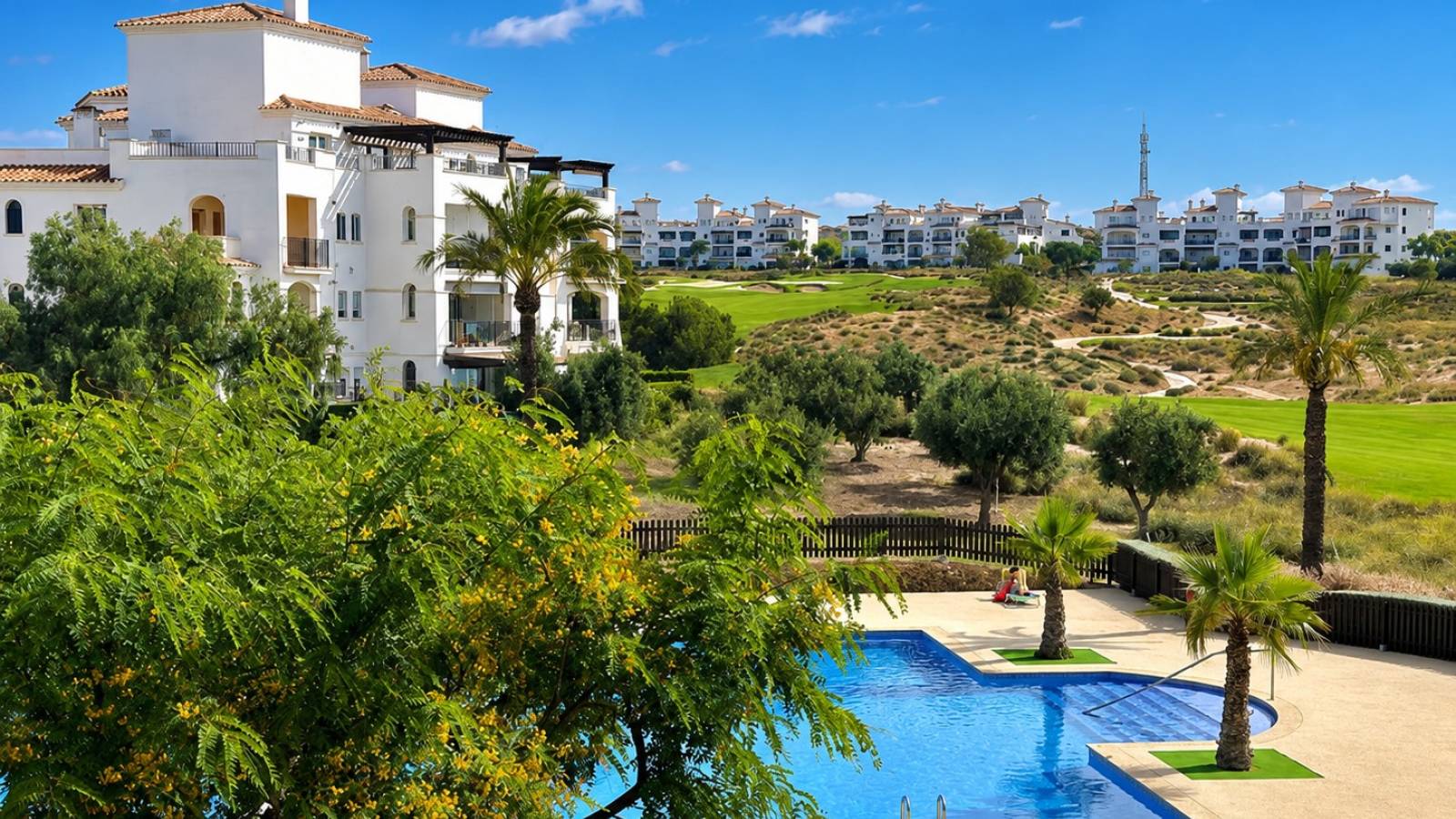 Venta - Apartamento - Hacienda Riquelme Golf Resort
