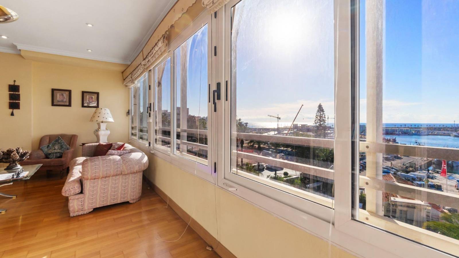 Venta - Apartamento - Torrevieja - Centro - Muelle Pesquero