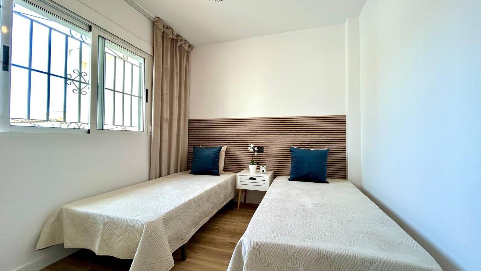 Venta - Bungalow - Orihuela - Urbanización Perla del Mar