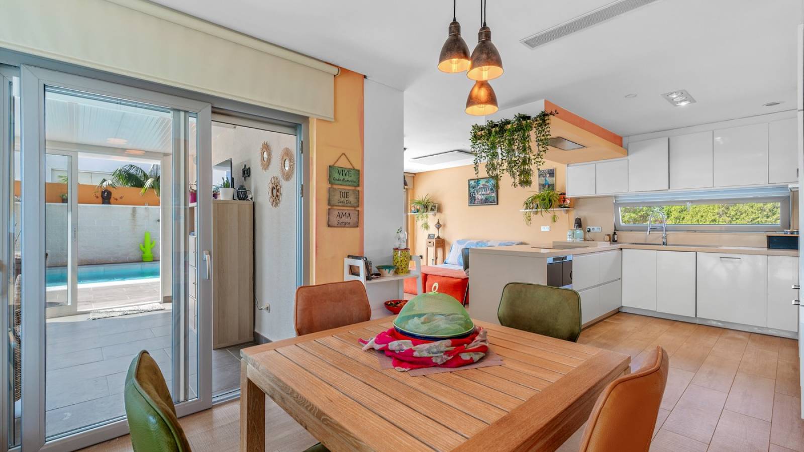 Venta - Chalet - Benijofar