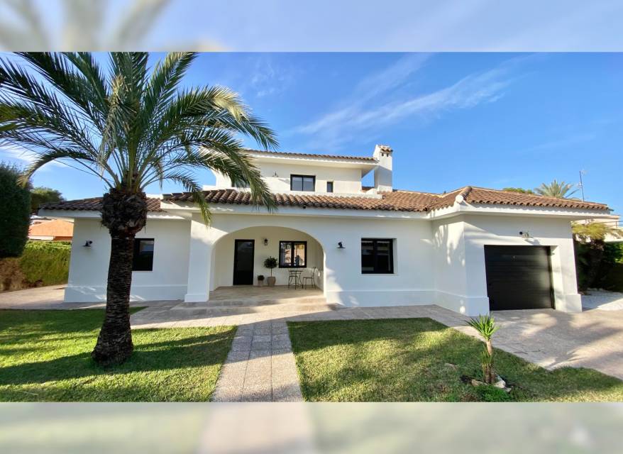 Venta - Chalet - Cabo Roig