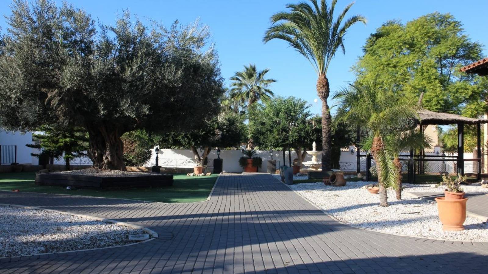 Venta - Chalet - Catral