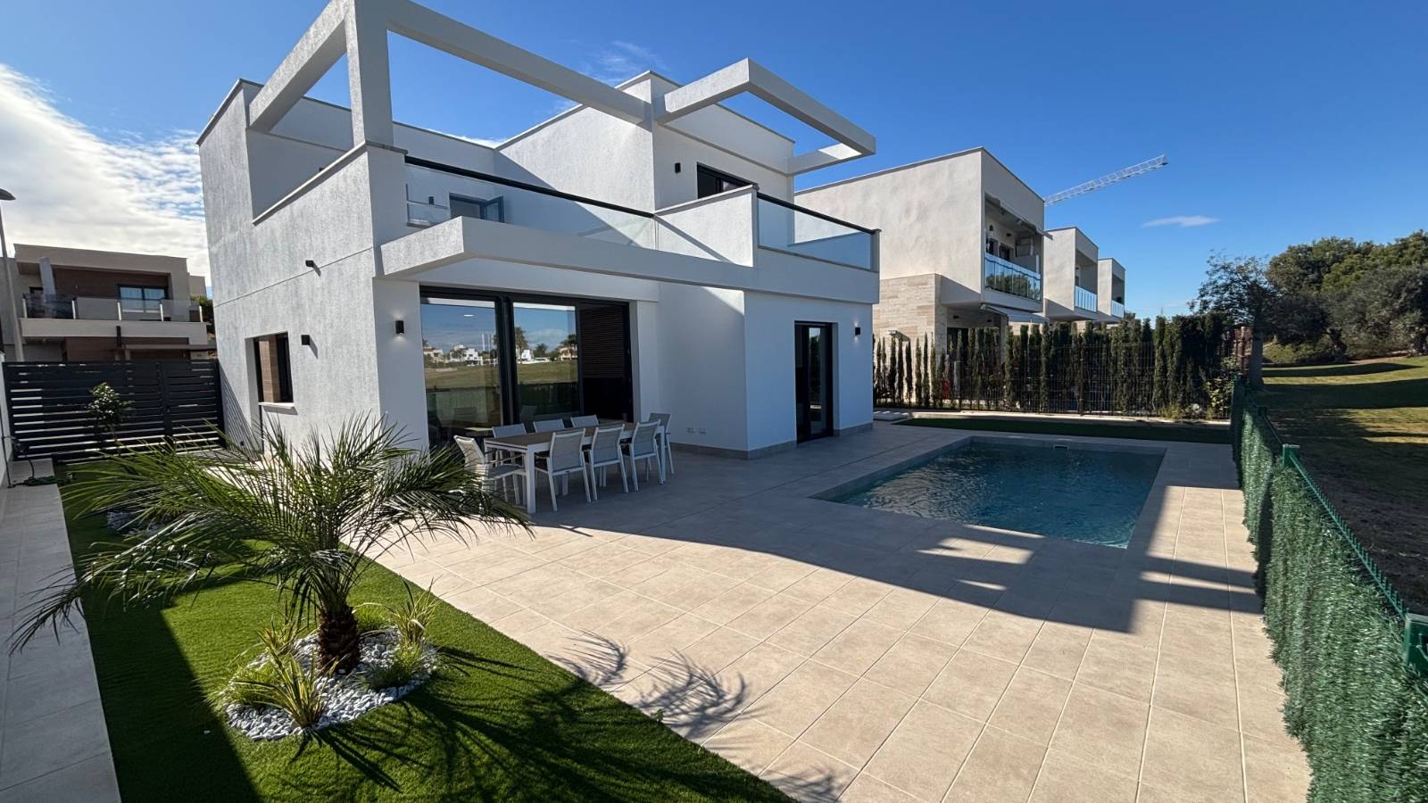 Venta - Chalet - Los Alcazares - Roda