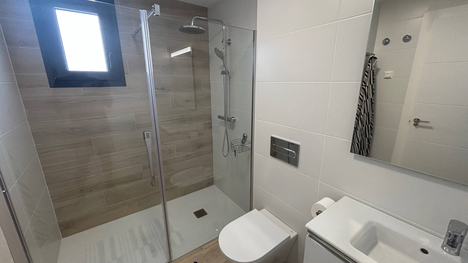 Venta - Chalet - Los Alcazares - Roda