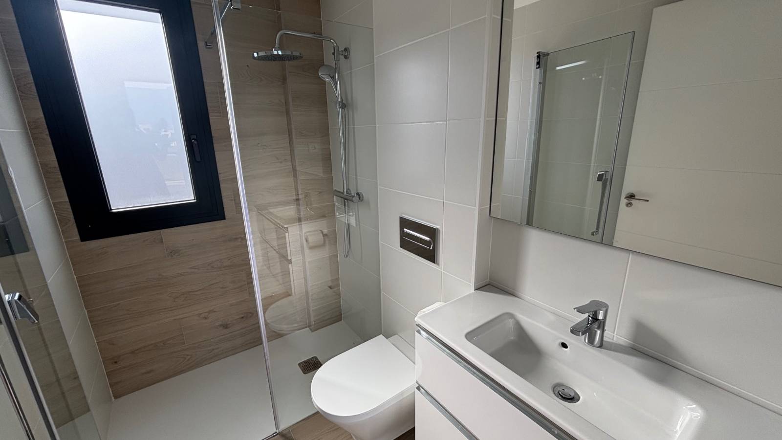 Venta - Chalet - Los Alcazares - Roda