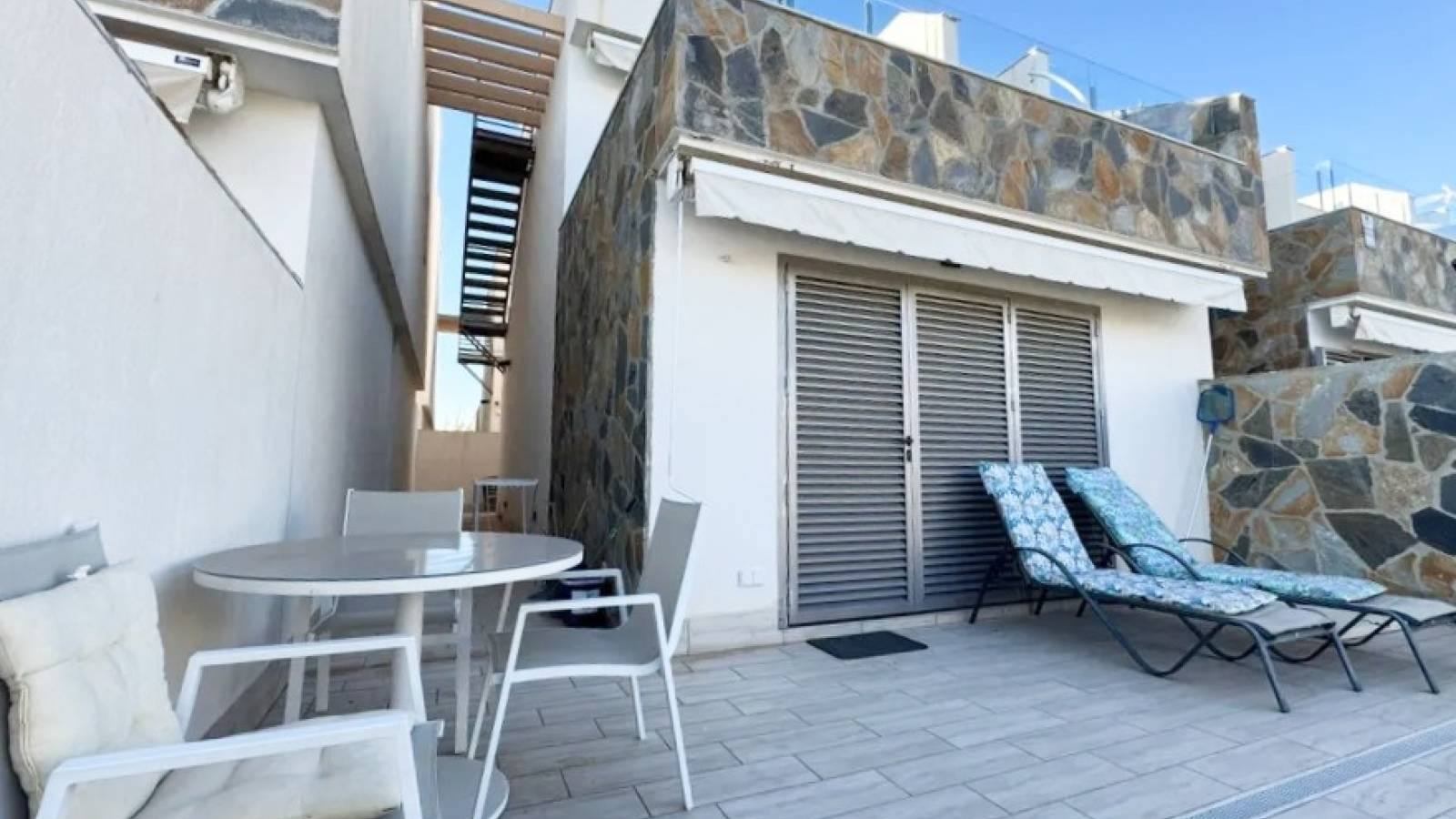 Venta - Chalet - Los Alcazares