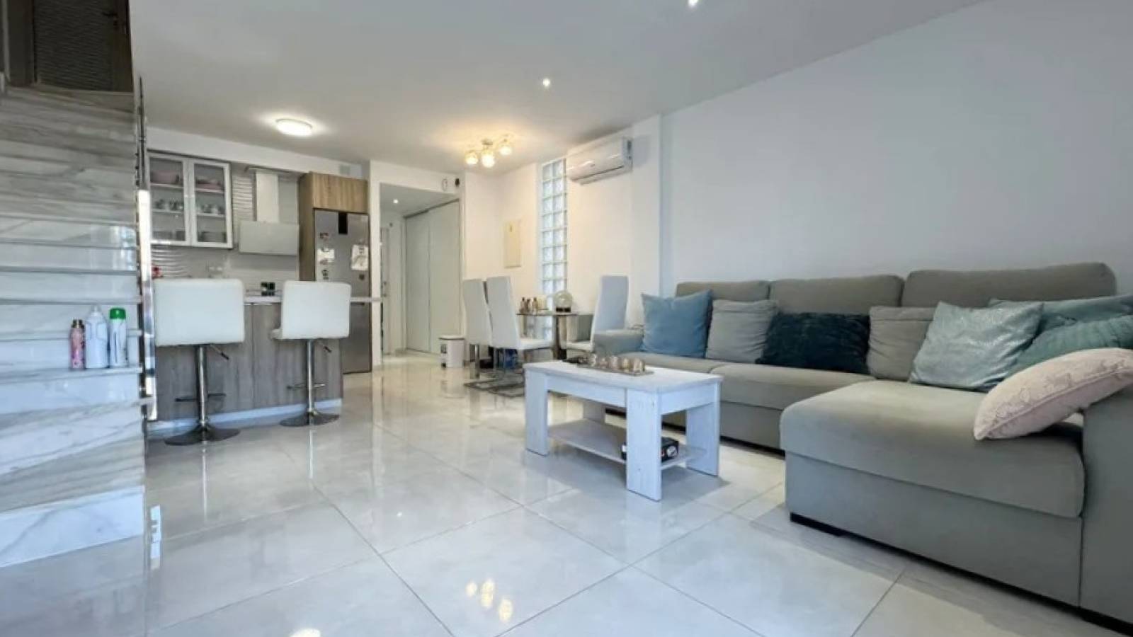 Venta - Chalet - Los Alcazares