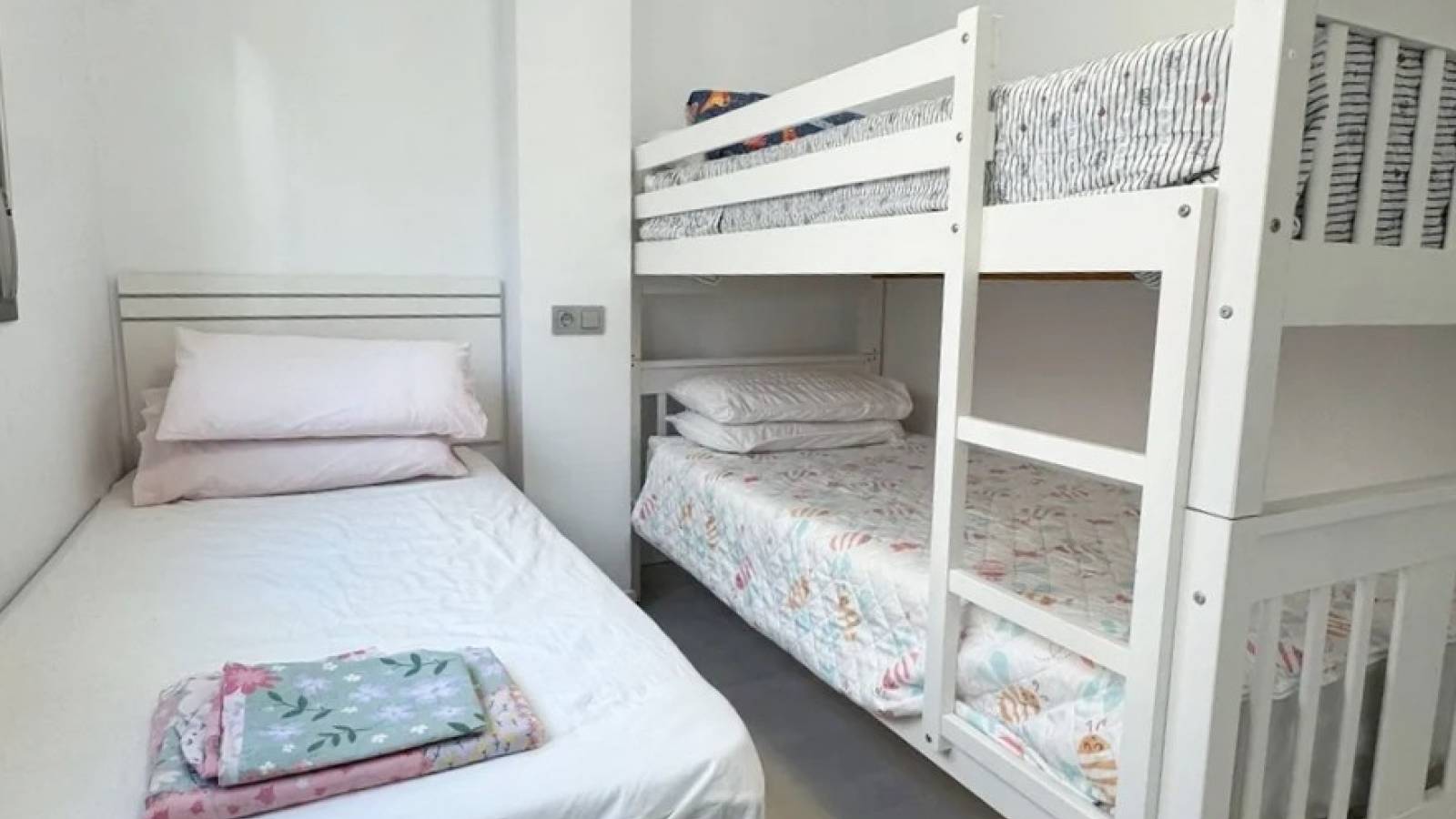 Venta - Chalet - Los Alcazares