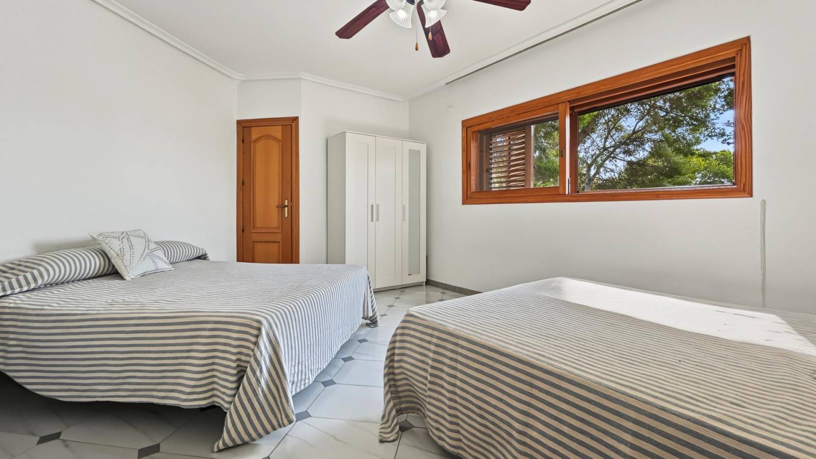Venta - Chalet - Orihuela Costa - Campoamor