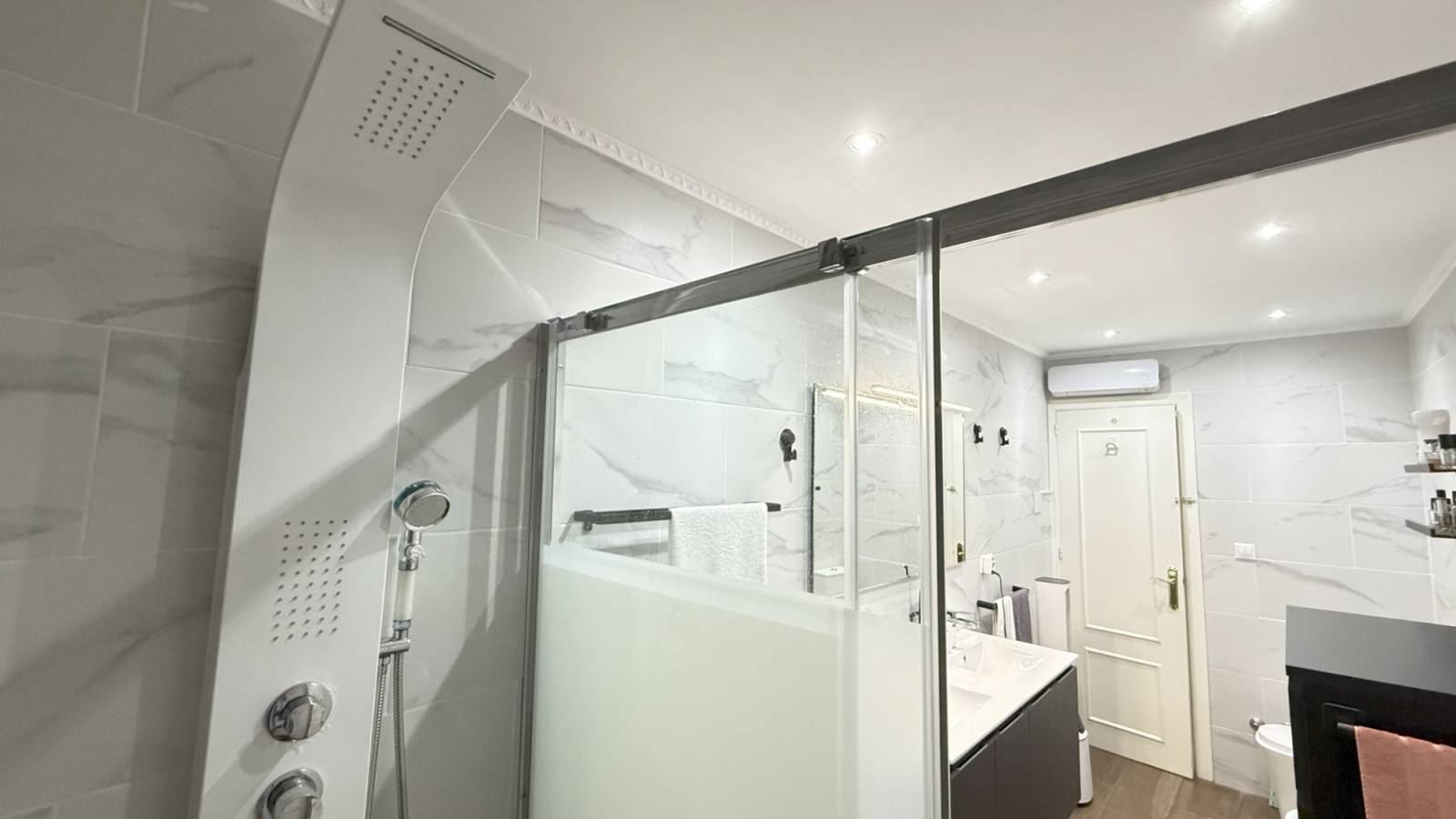 Venta - Chalet - Orihuela Costa - La Zenia