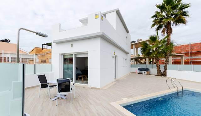 Villa - Neue immoblilien - Torrevieja - NBH-38763
