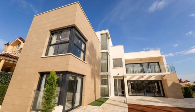 Villa - Nowy budynek - Torrevieja - Torrevieja