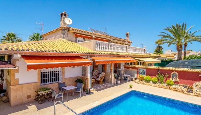 Villa - Odsprzedaż - Orihuela Costa - Campoamor