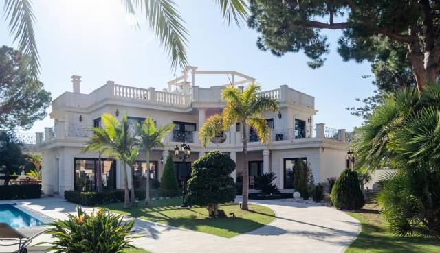 Villa - Odsprzedaż - Orihuela Costa - Campoamor