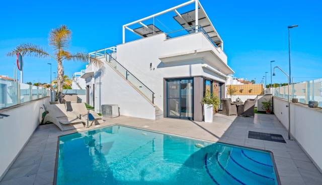 Villa - Resale - Los Alcazares - Euro Roda