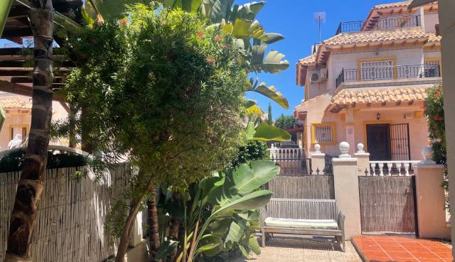 Villa - Resale - Orihuela Costa - La Regia