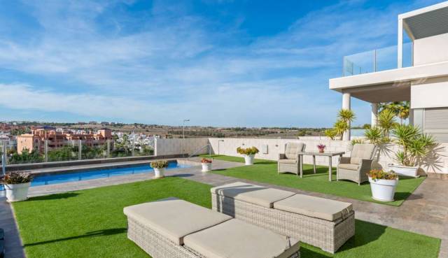 Villa - Resale - Villamartín - Villamartín