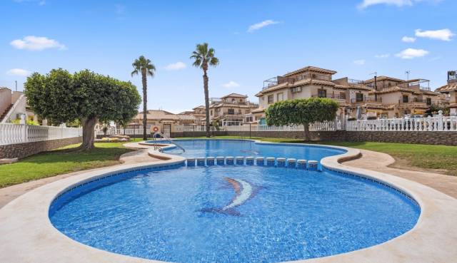 Villa - Wiederverkauf - Orihuela Costa - La Regia