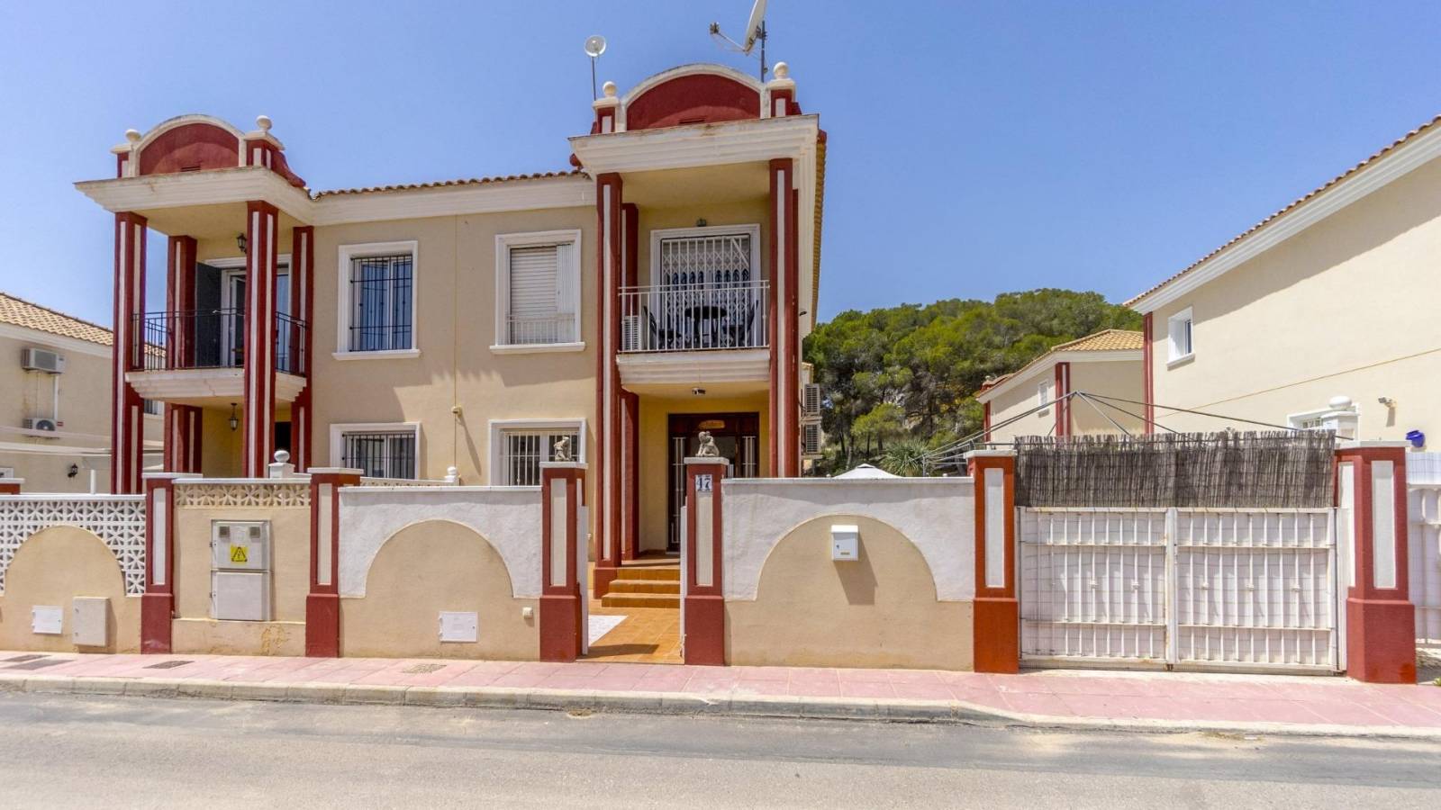 Wiederverkauf - Terraced house - Orihuela Costa - Campoamor