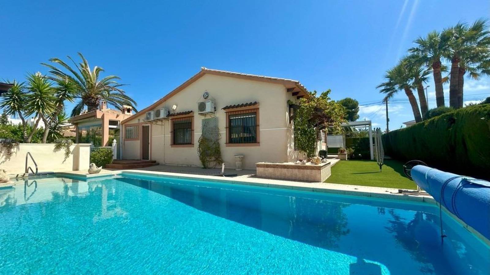 Wiederverkauf - Villa - Orihuela Costa - Cabo Roig