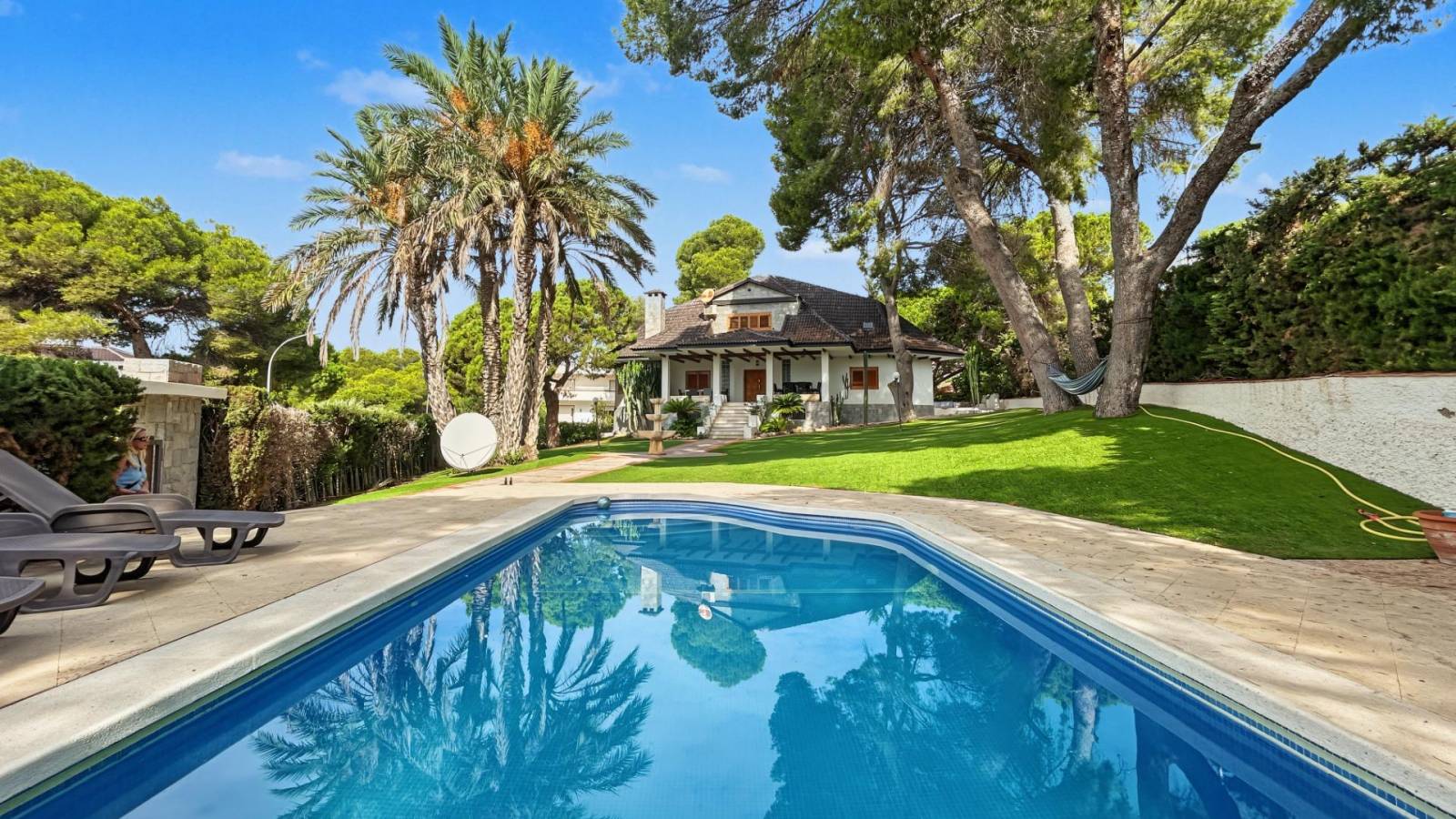 Wiederverkauf - Villa - Orihuela Costa - Campoamor