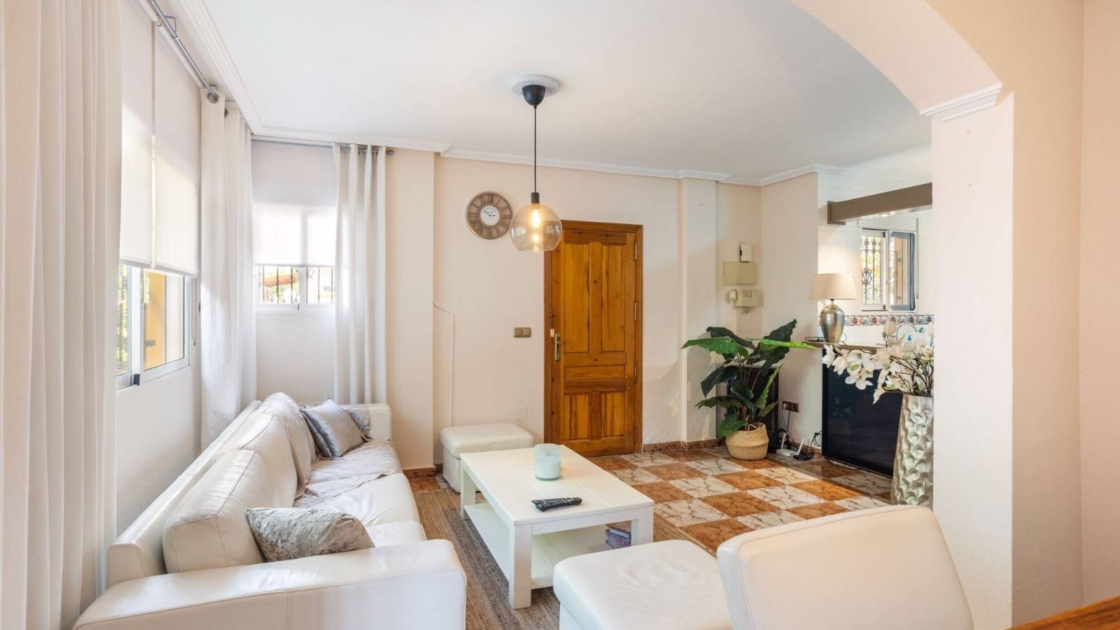Wiederverkauf - Villa - Orihuela Costa - La Regia