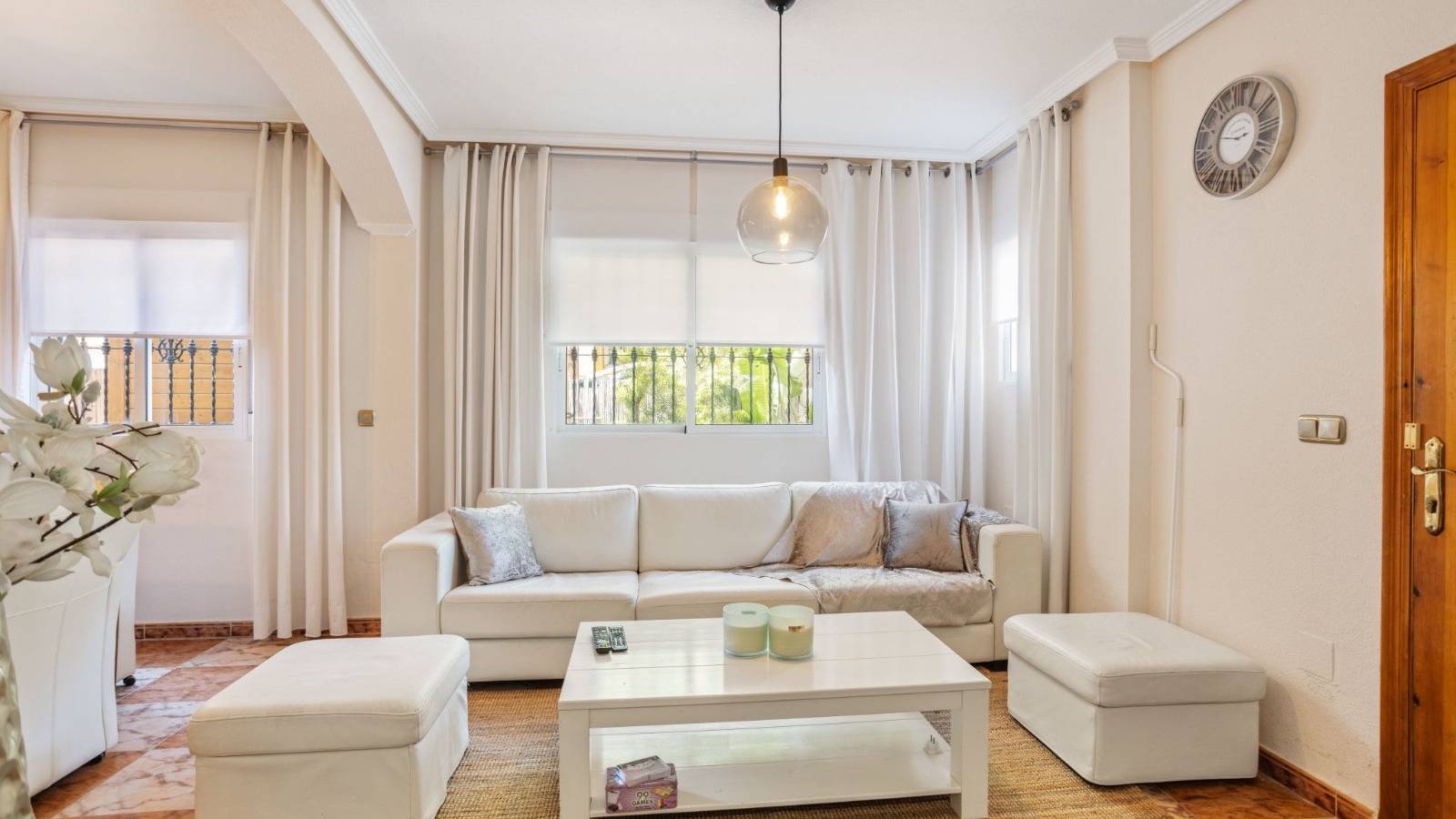 Wiederverkauf - Villa - Orihuela Costa - La Regia