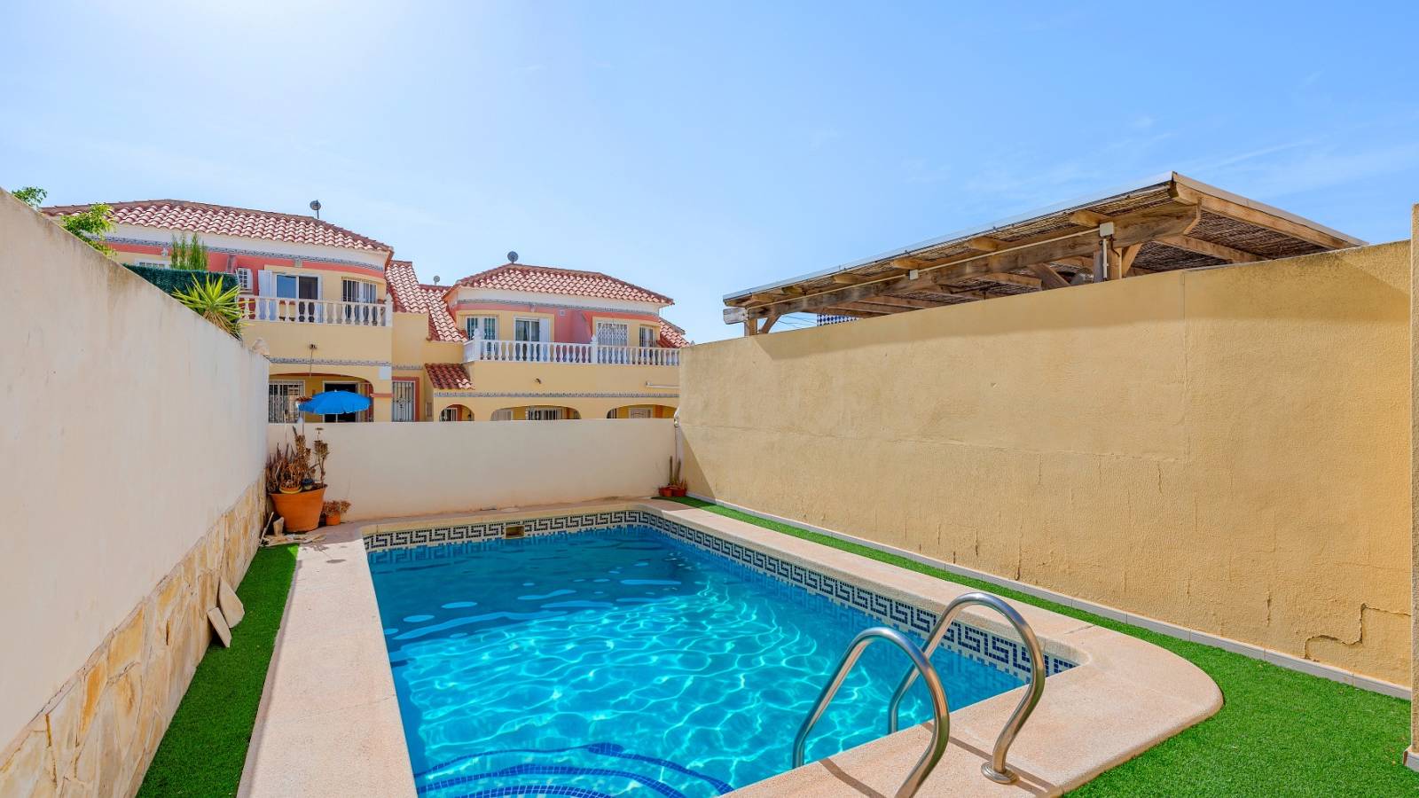 Wiederverkauf - Villa - Orihuela Costa - Las Filipinas