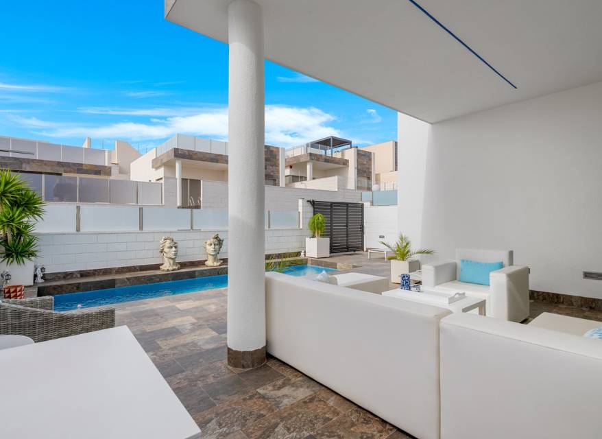 Wiederverkauf - Villa - Orihuela Costa - Villamartín