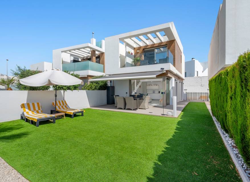 Wiederverkauf - Villa - Orihuela Costa - Villamartín