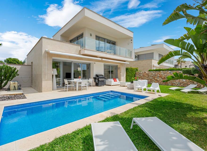 Wiederverkauf - Villa - Orihuela - Vistabella golf