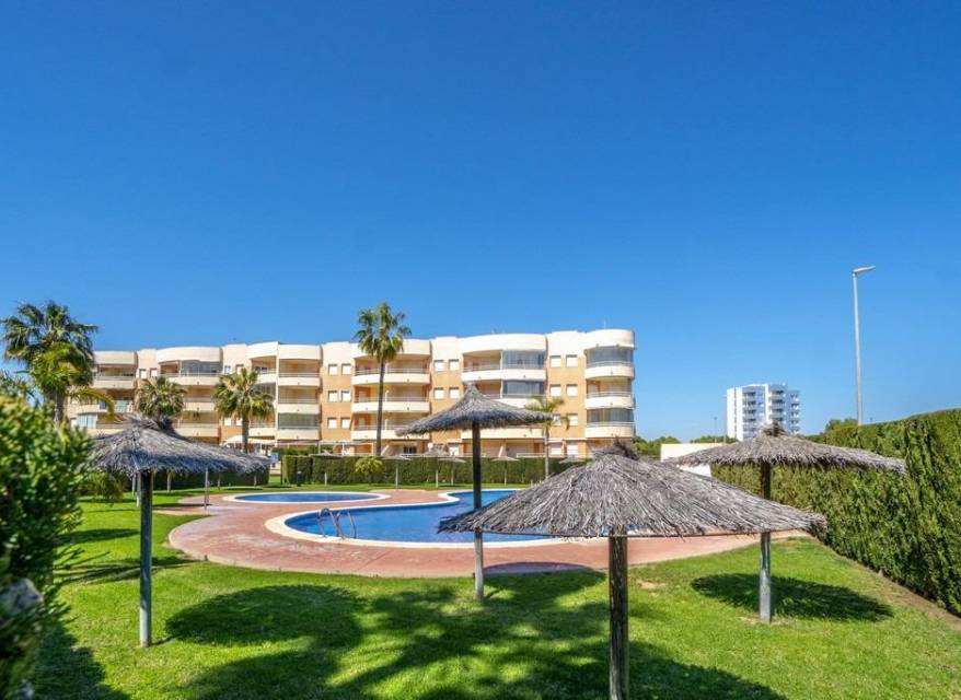 Wiederverkauf - Wohnung - Orihuela Costa - Campoamor