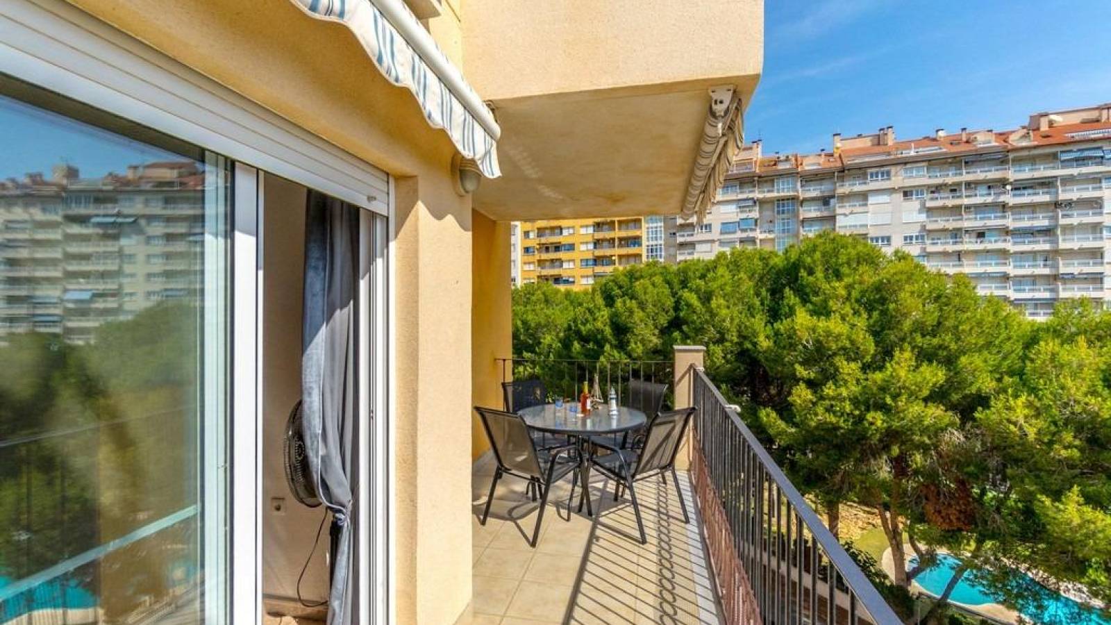 Wiederverkauf - Wohnung - Orihuela Costa - Campoamor