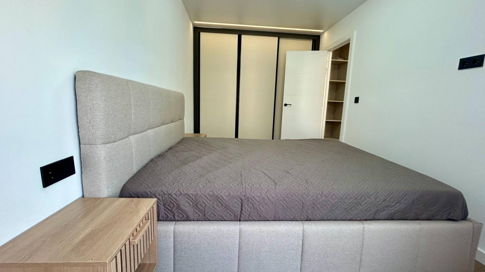 Wiederverkauf - Wohnung - Torrevieja - Punta Prima