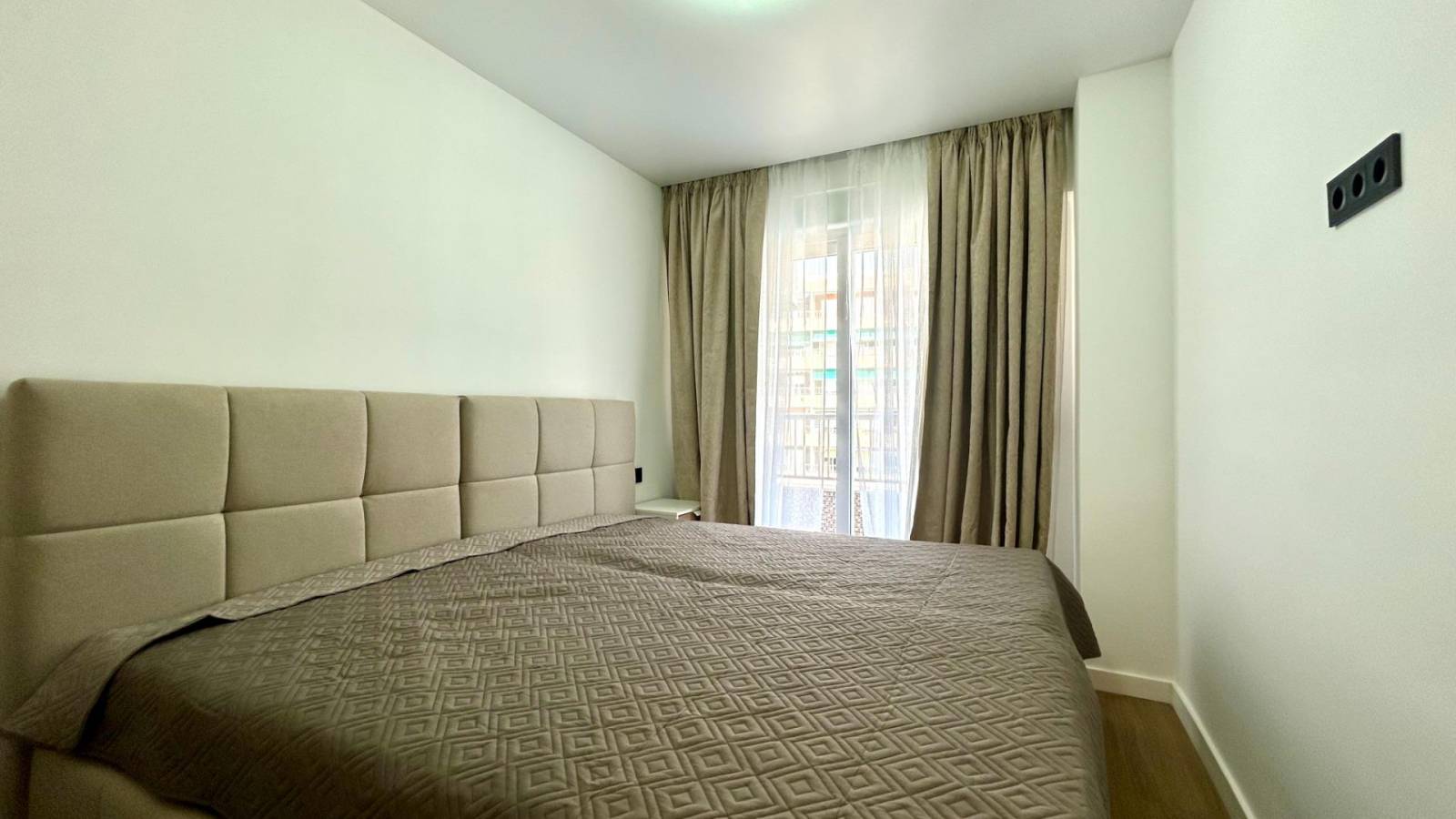 Wiederverkauf - Wohnung - Torrevieja - Punta Prima