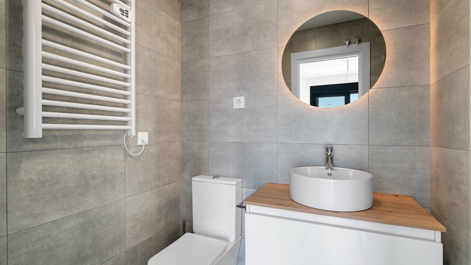 Wiederverkauf - Wohnung - 