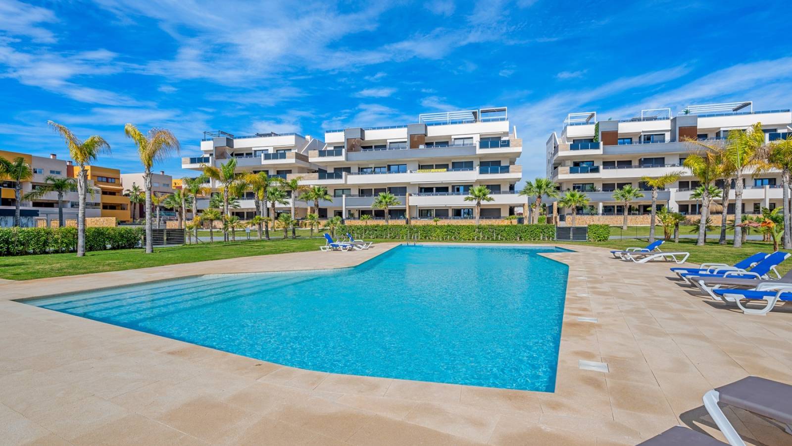 Wynajem długoterminowy - Apartament - Orihuela Costa - 