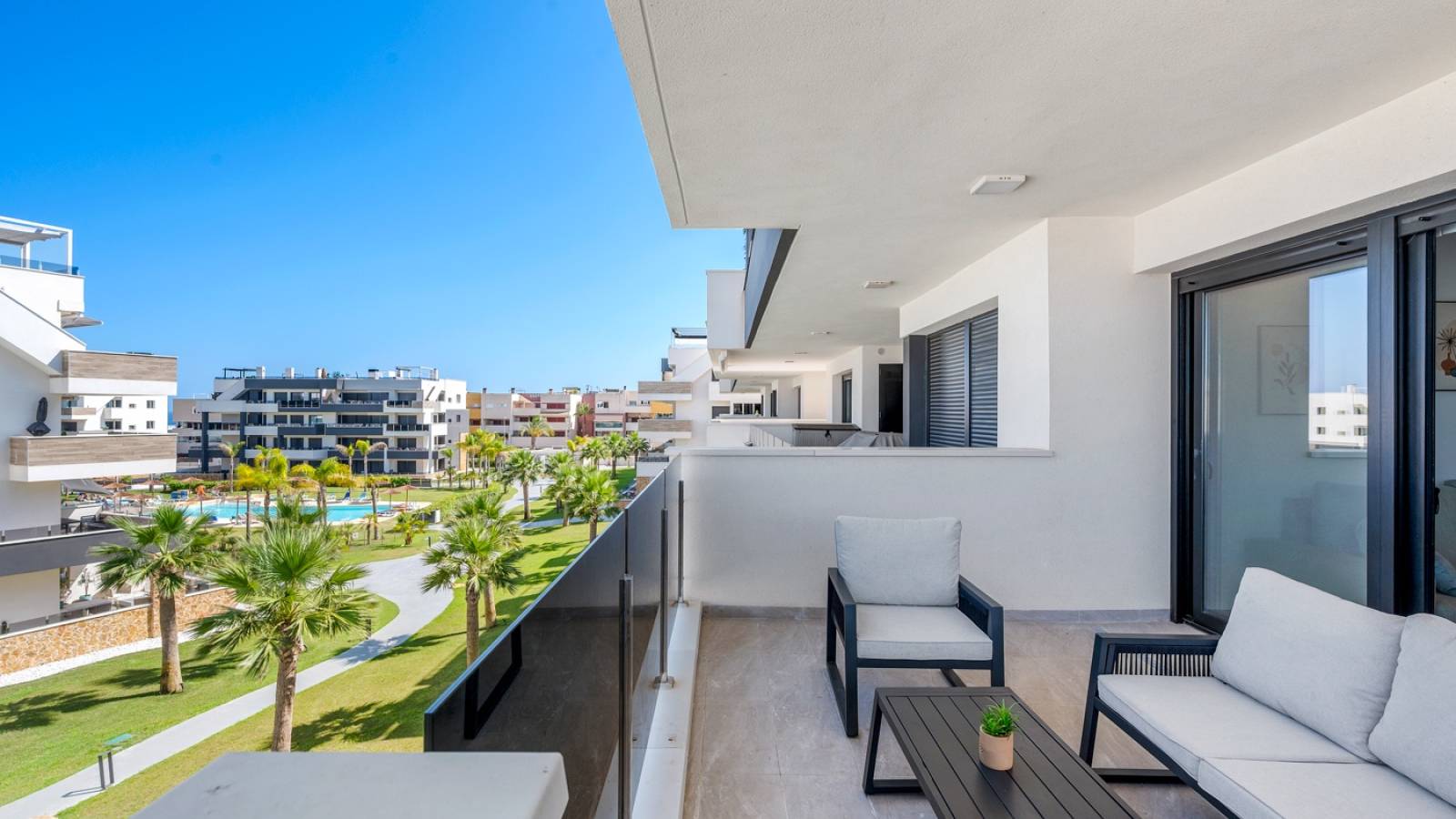 Wynajem długoterminowy - Apartament - Orihuela Costa - 