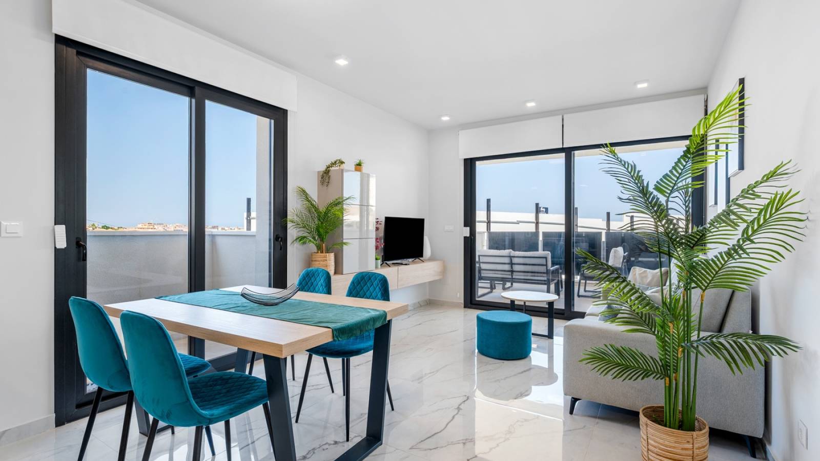 Wynajem długoterminowy - Apartament - Orihuela Costa - 