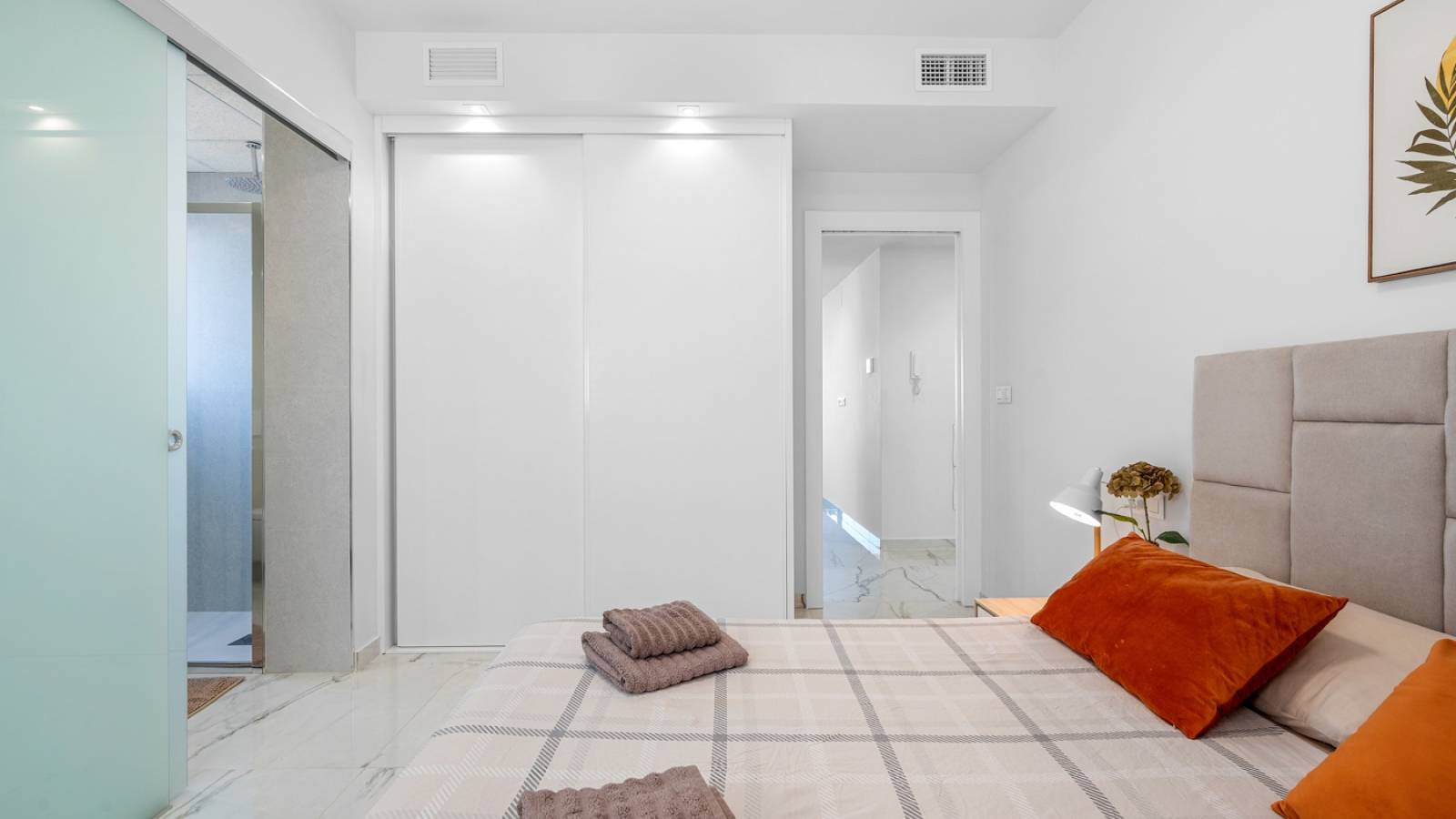 Wynajem długoterminowy - Apartament - Orihuela Costa - 