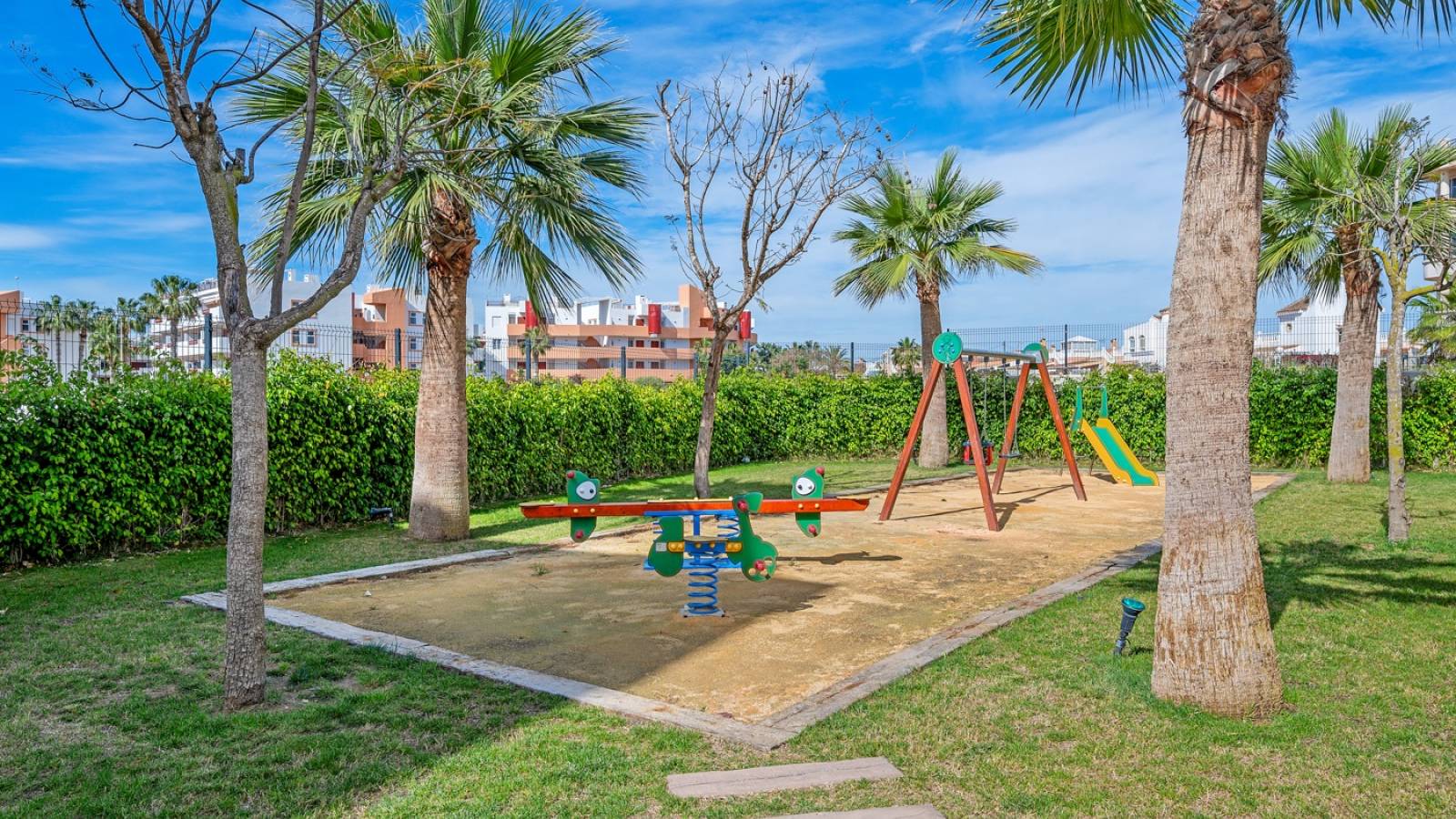 Wynajem długoterminowy - Apartament - Orihuela Costa - 