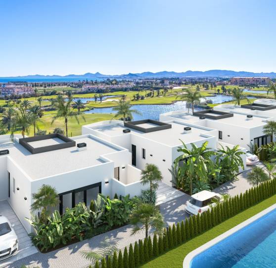 Waking up to golf views, breakfast in the sun and your own private pool: discover this new build villa for sale in La Serena Golf